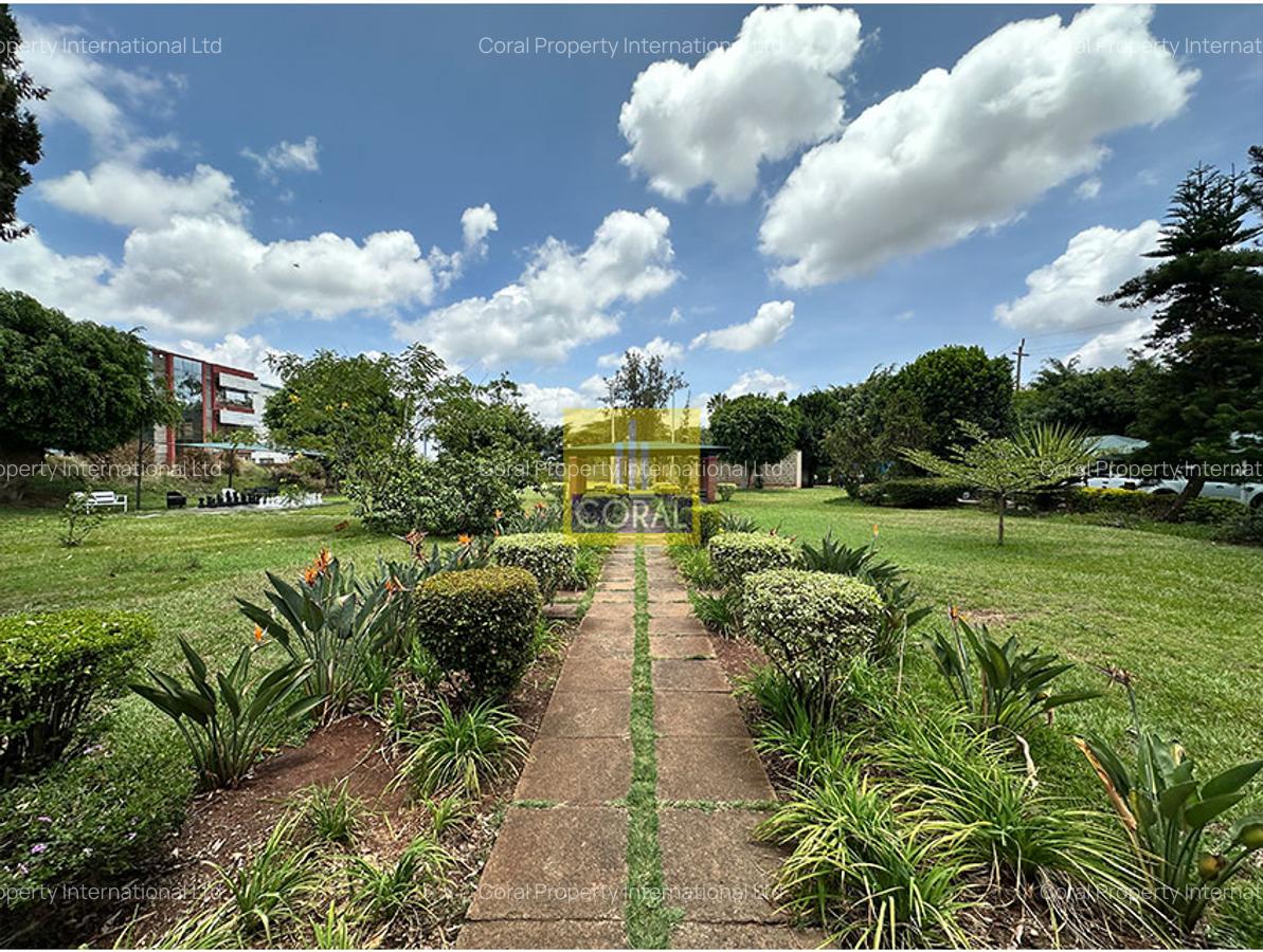 Office in Industrial Area - 20