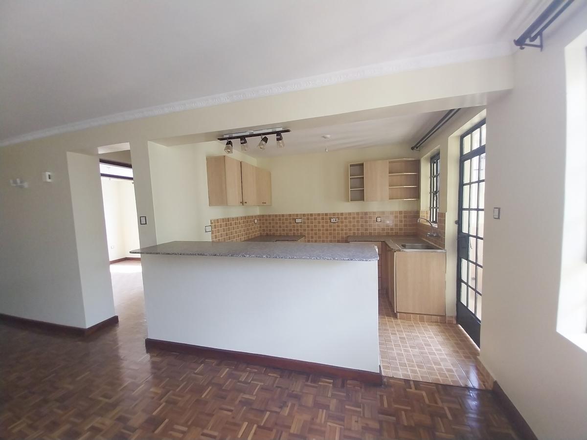 1 Bed Apartment with Garden in Parklands - 6