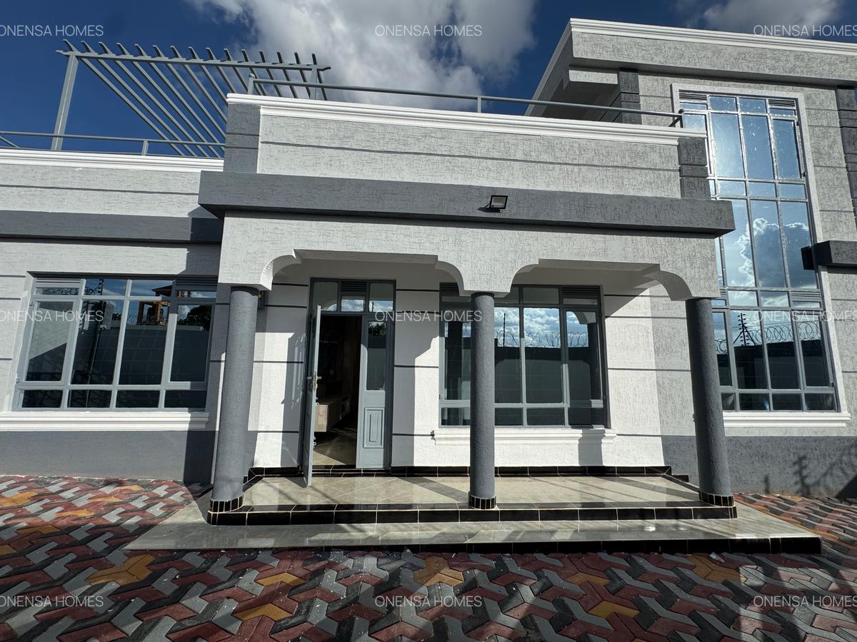 4 Bed House with En Suite in Eastern ByPass - 3