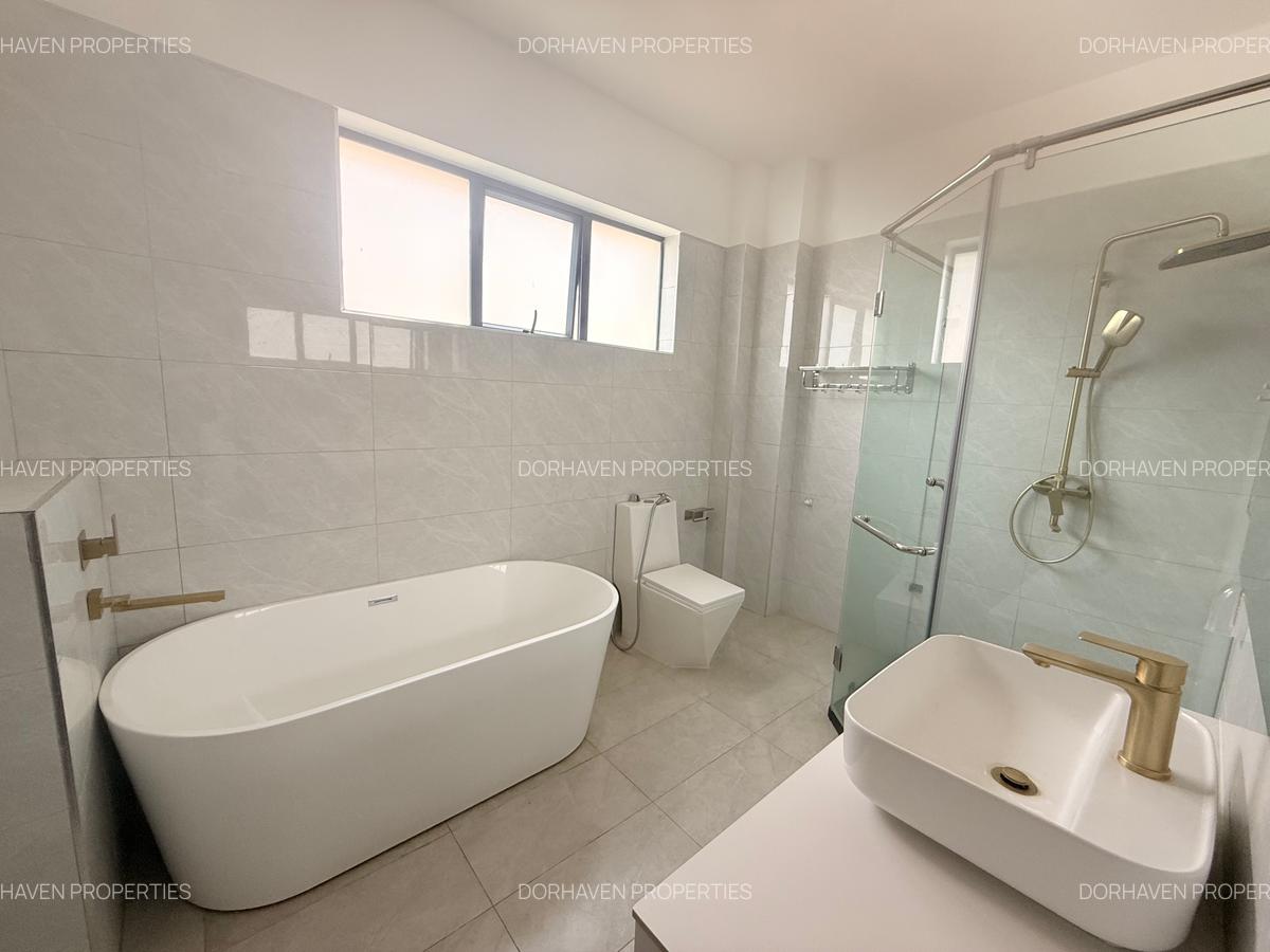 4 Bed Apartment with En Suite at Lavington - 16