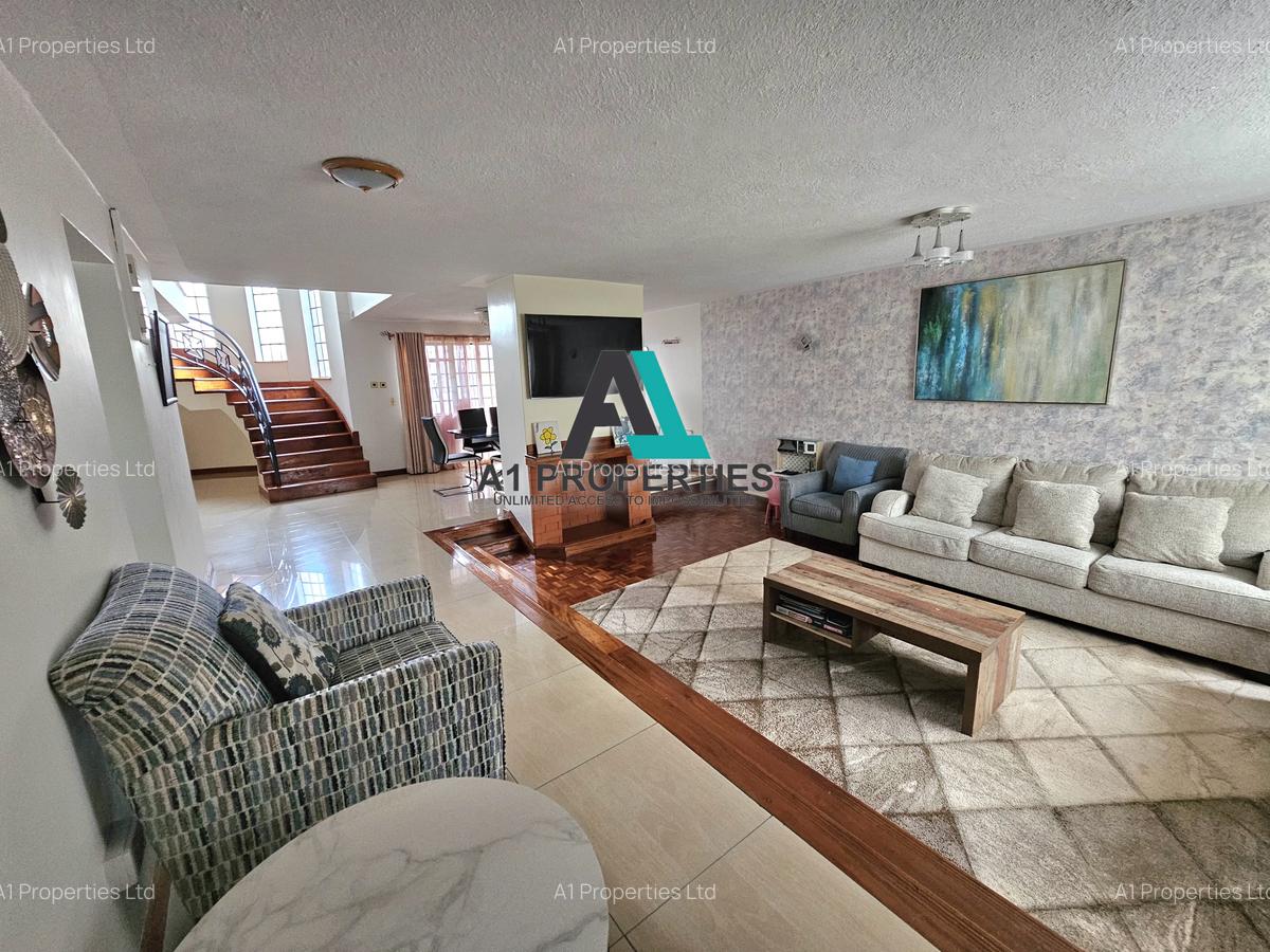 4 Bed Townhouse with En Suite in Lavington - 1