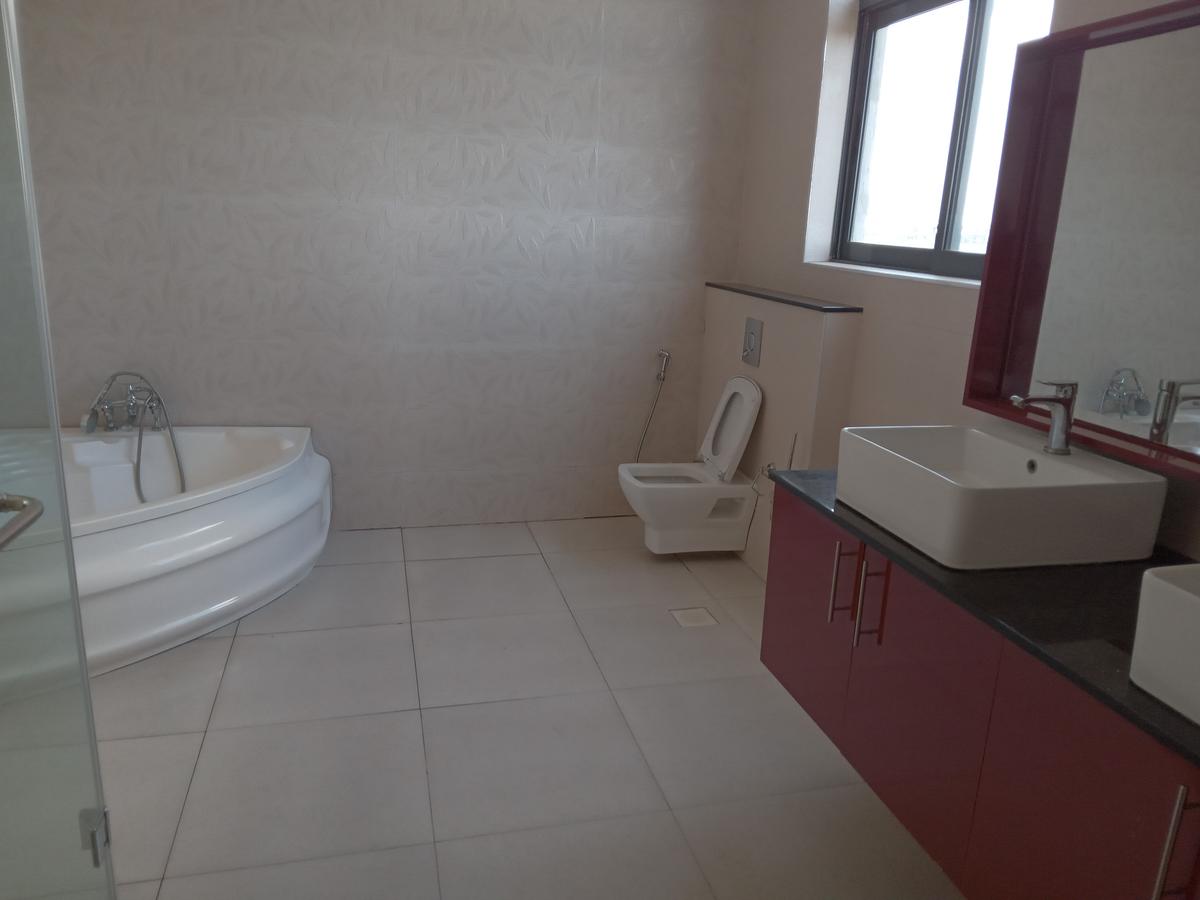 4 Bed Apartment with En Suite at Westlands Area - 11