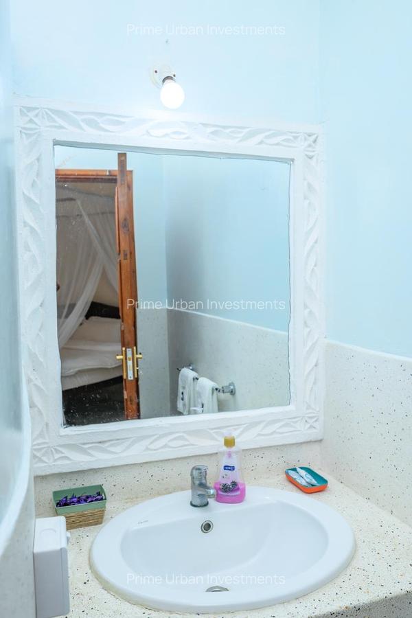 2 Bed Villa with En Suite at Ocean Beach Resort Malindi - 15