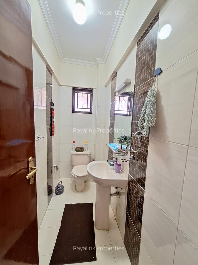 3 Bed Apartment with En Suite at Kilimani - 18