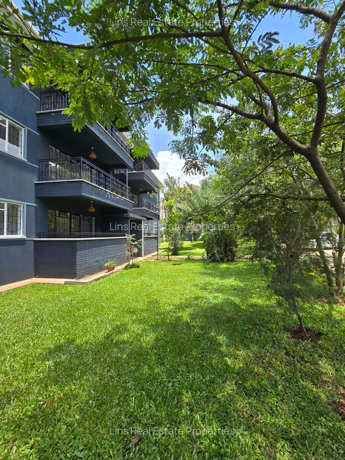 Serviced 3 Bed Apartment with En Suite in Kilimani - 4