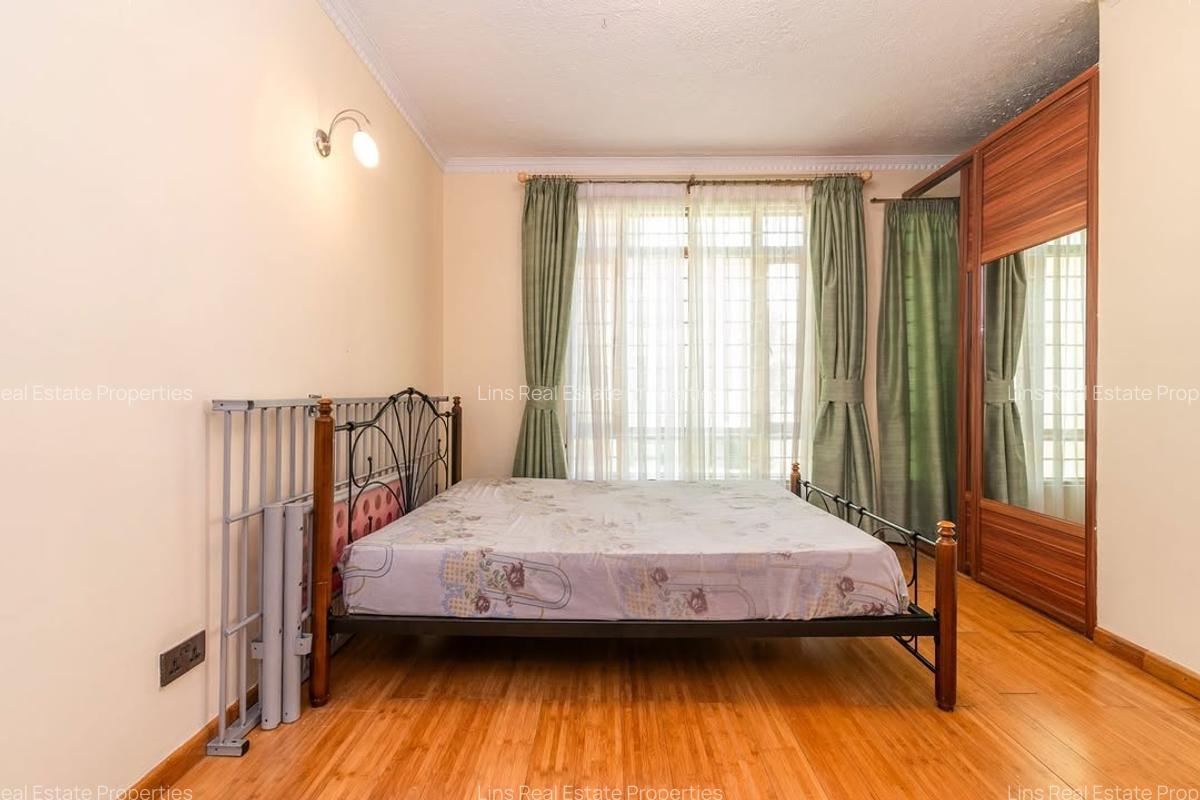 5 Bed Townhouse with En Suite in Lavington - 7