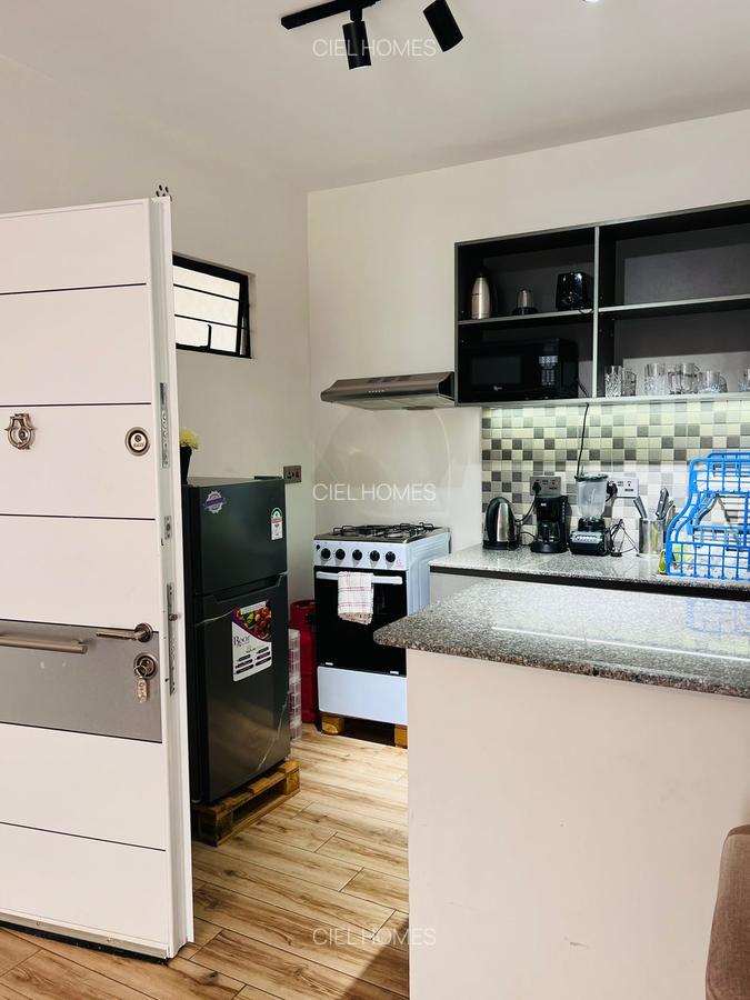 Serviced 2 Bed Apartment with Swimming Pool in Tatu City - 7