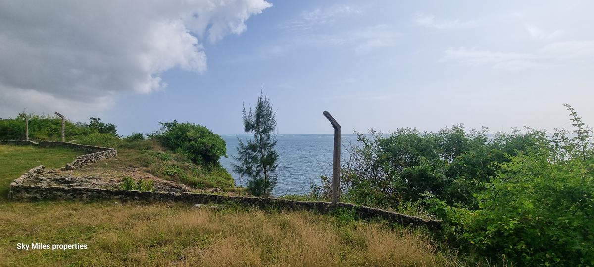 4.4 ac Land at Kuruwitu - 5