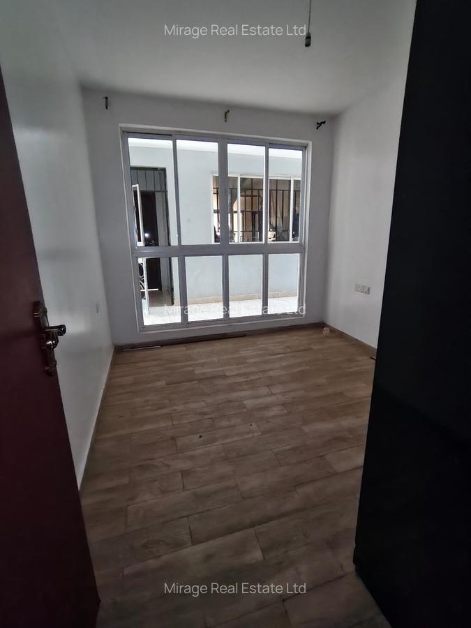 4 Bed Apartment with Gym in Parklands - 13