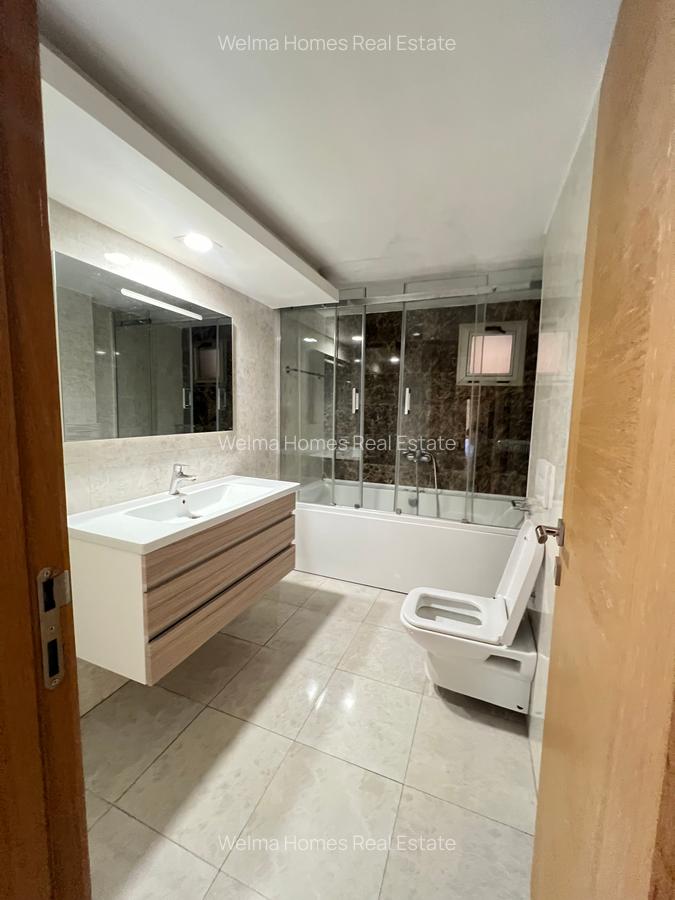 3 Bed Apartment with En Suite in Kileleshwa - 15