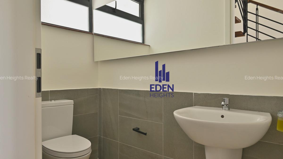 3 Bed Apartment with En Suite in Riverside - 16