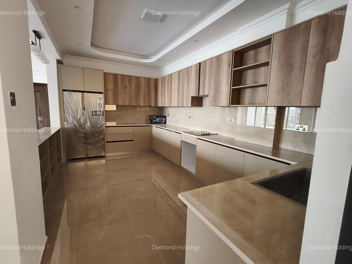 2 Bed Apartment with En Suite at Brookside - 1