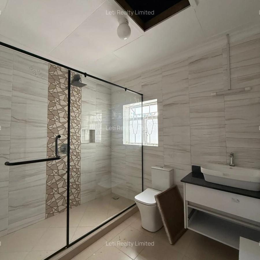 4 Bed Townhouse with En Suite in Kilimani - 5