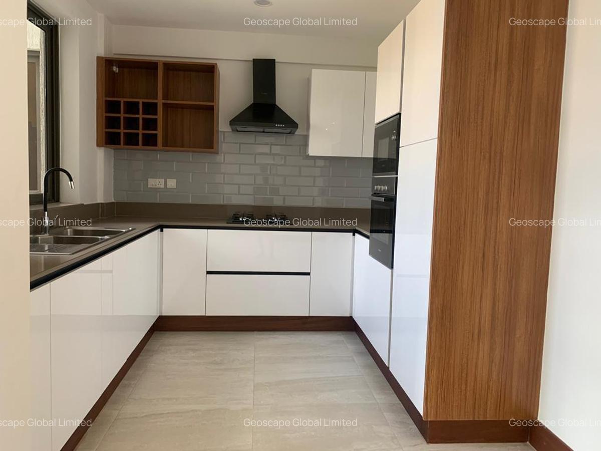 2 Bed Apartment with En Suite in Westlands Area - 8