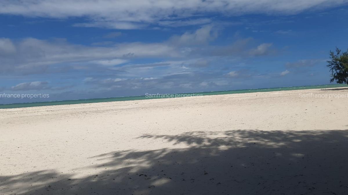 6 ac Residential Land at Jacaranda Road - 2