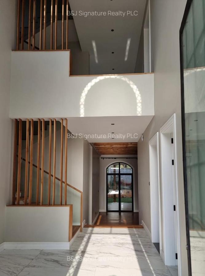 5 Bed Villa with En Suite in Loresho - 13