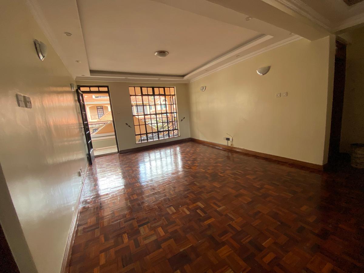 4 Bed Townhouse with En Suite in Lavington - 13