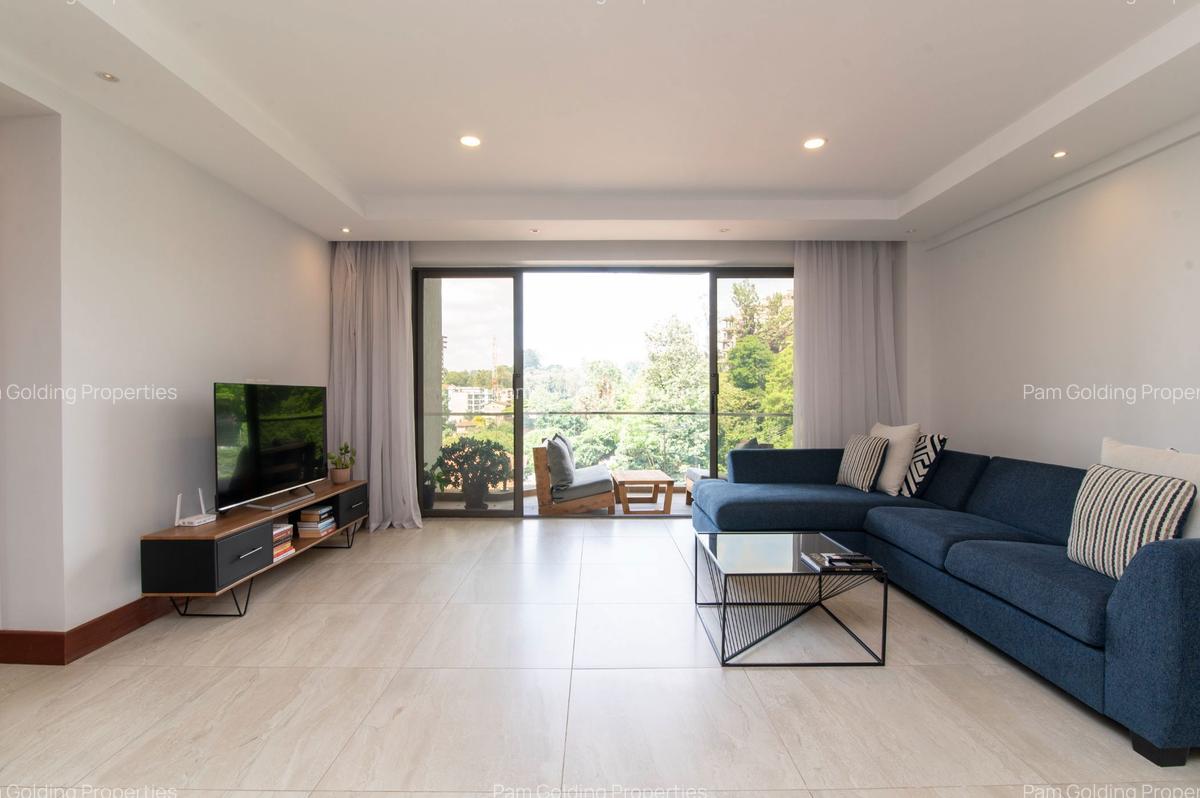 2 Bed Apartment with En Suite at Terrace Close - 5