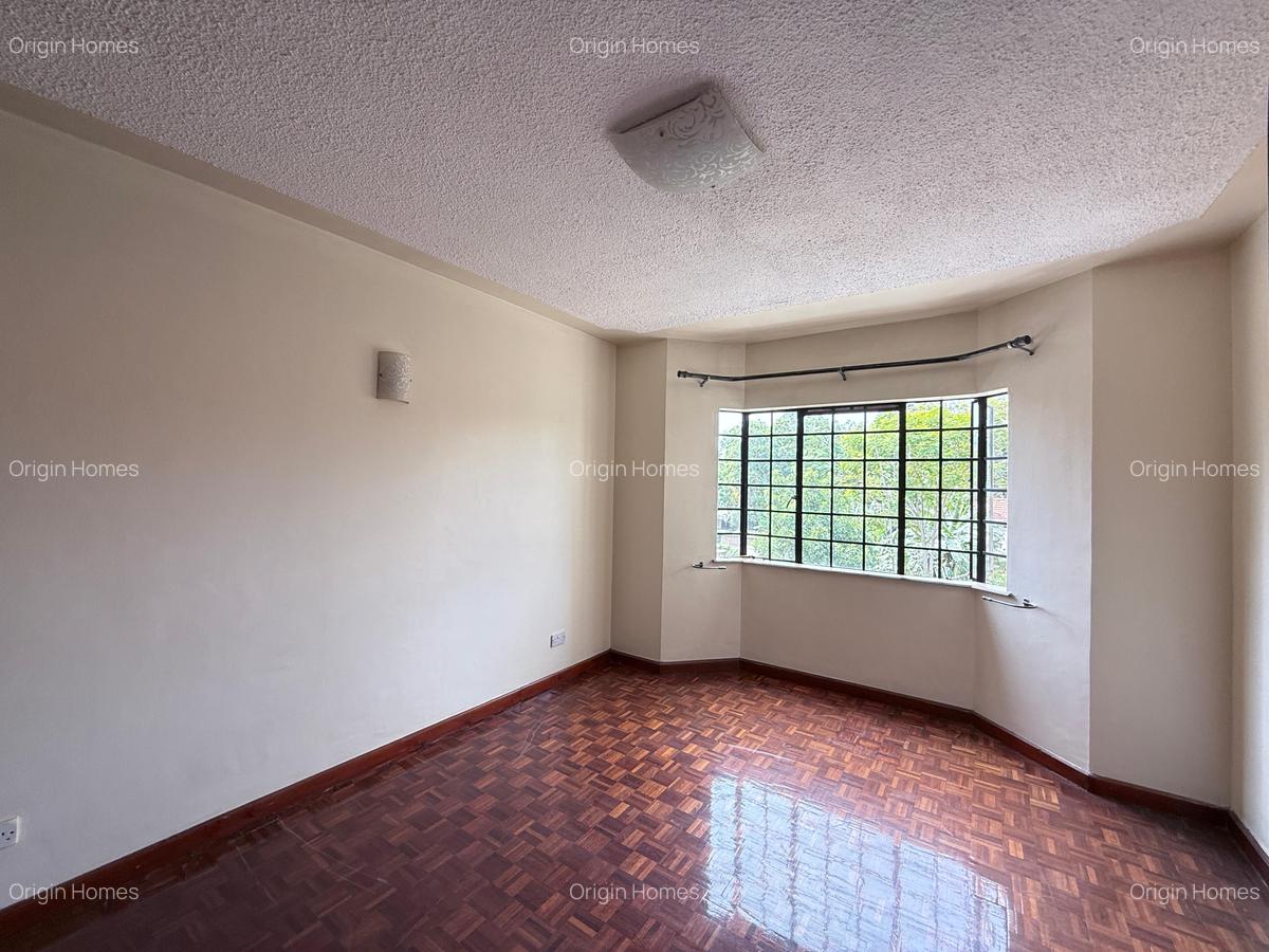 3 Bed Apartment with En Suite at Westlands - 11