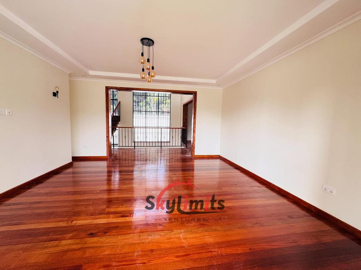 5 Bed Villa with En Suite at Loresho - 11