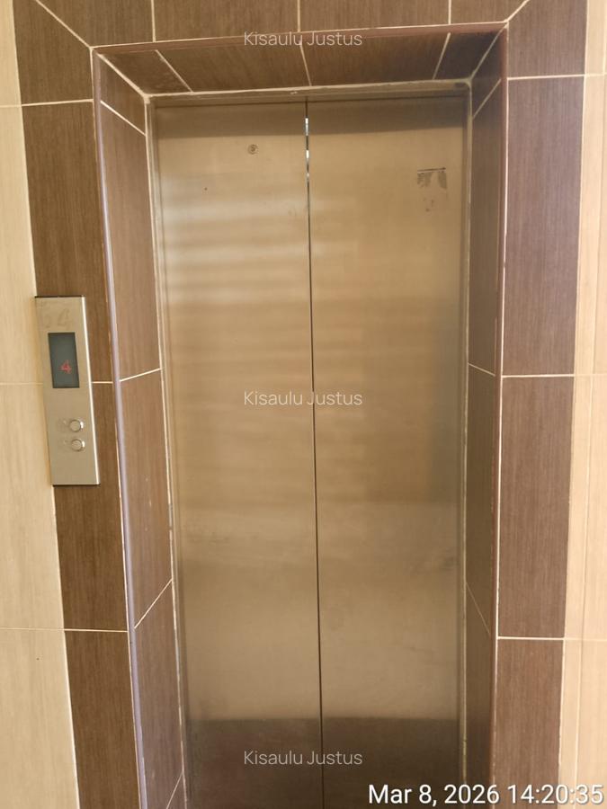 2 Bed Apartment with En Suite at Donholm - 2