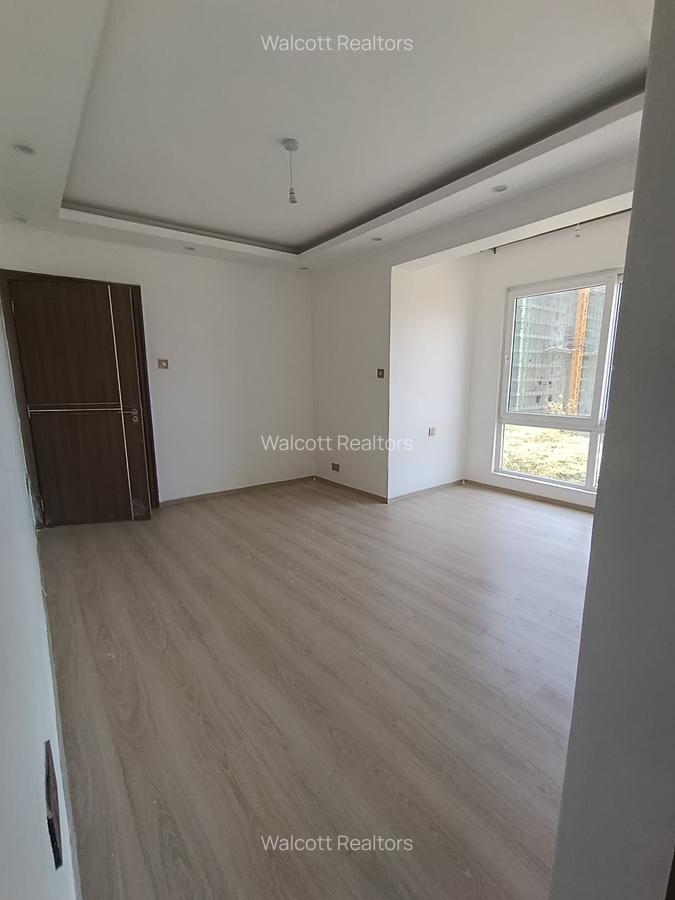 Studio Apartment with En Suite in Westlands Area - 6