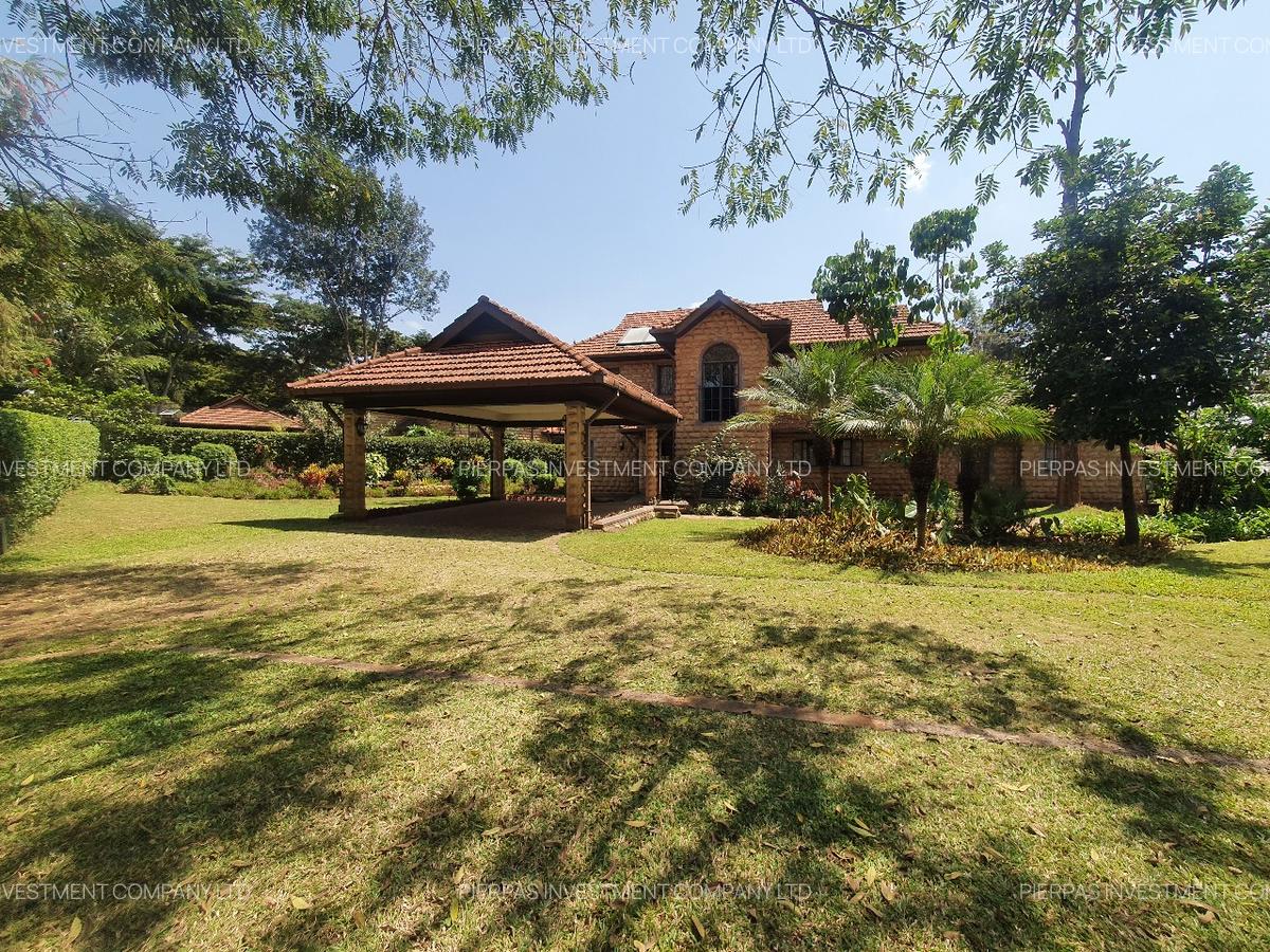 3 Bed House with En Suite in Ridgeways - 8