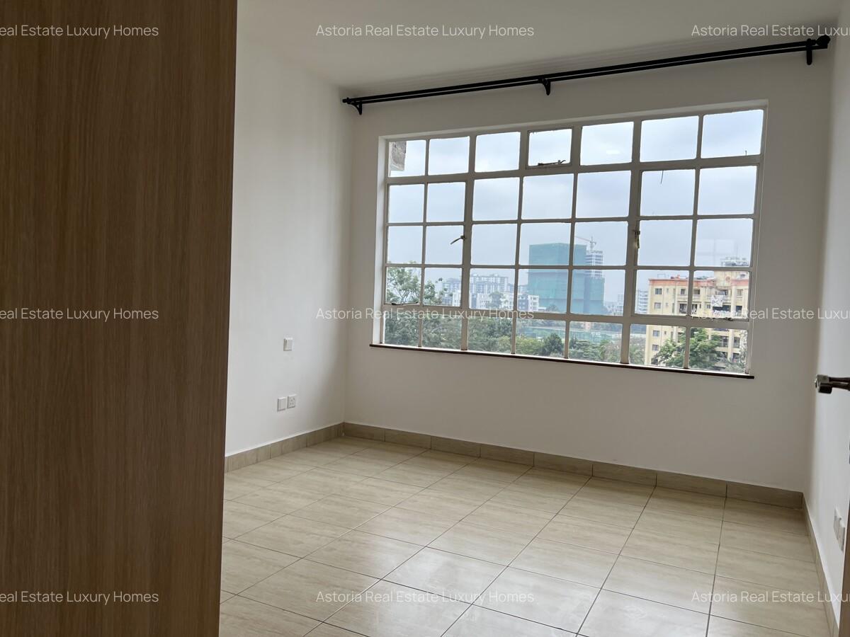 3 Bed Apartment with En Suite at 2026-438 - 15