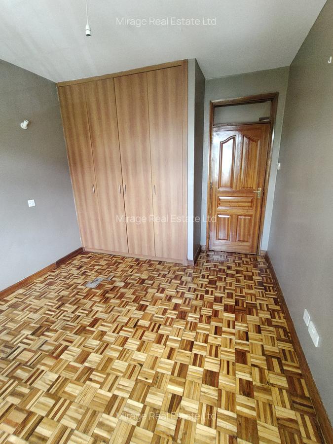 3 Bed Apartment with Swimming Pool in Kilimani - 9