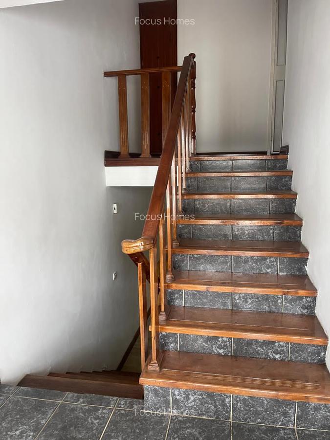 2 Bed Townhouse with En Suite in Kileleshwa - 14