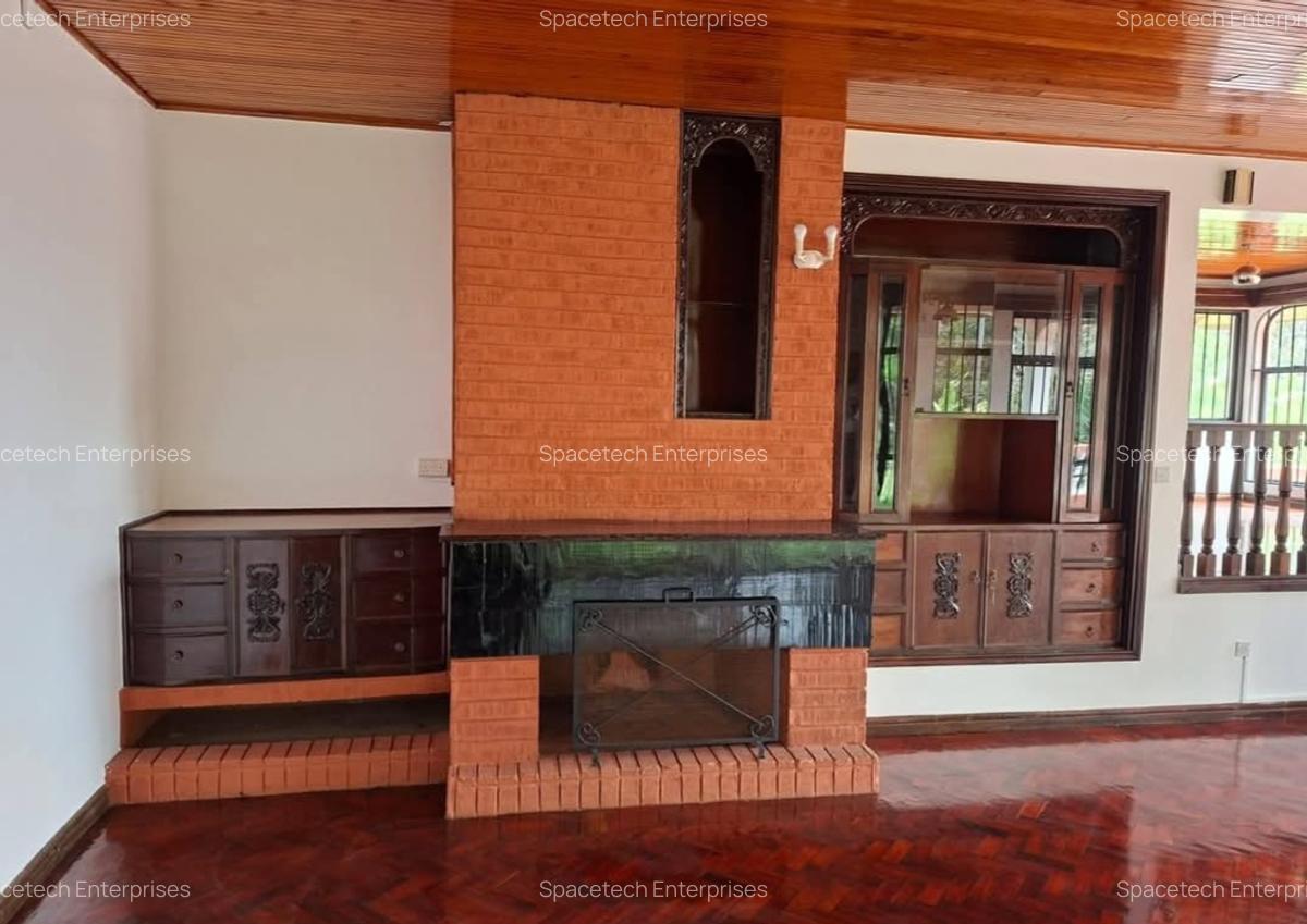 5 Bed House with En Suite in Runda - 5