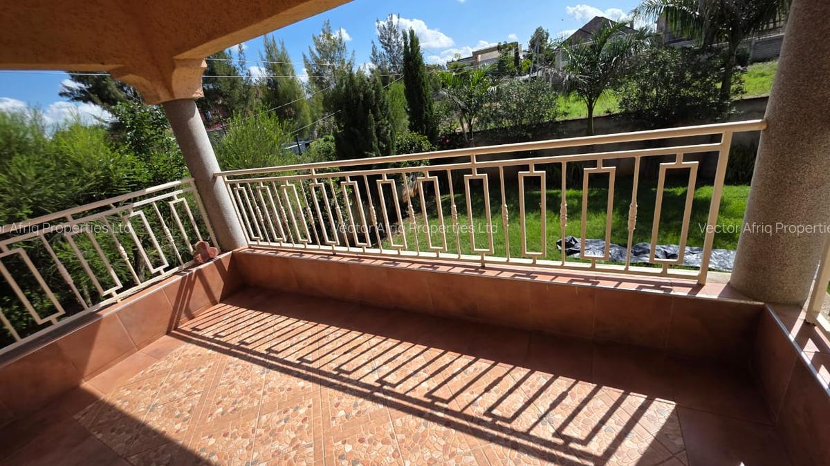 5 Bed Townhouse with En Suite in Kitengela - 20