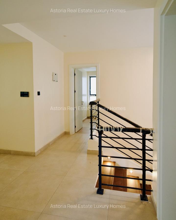 4 Bed Apartment with En Suite at 2026-429 - 10