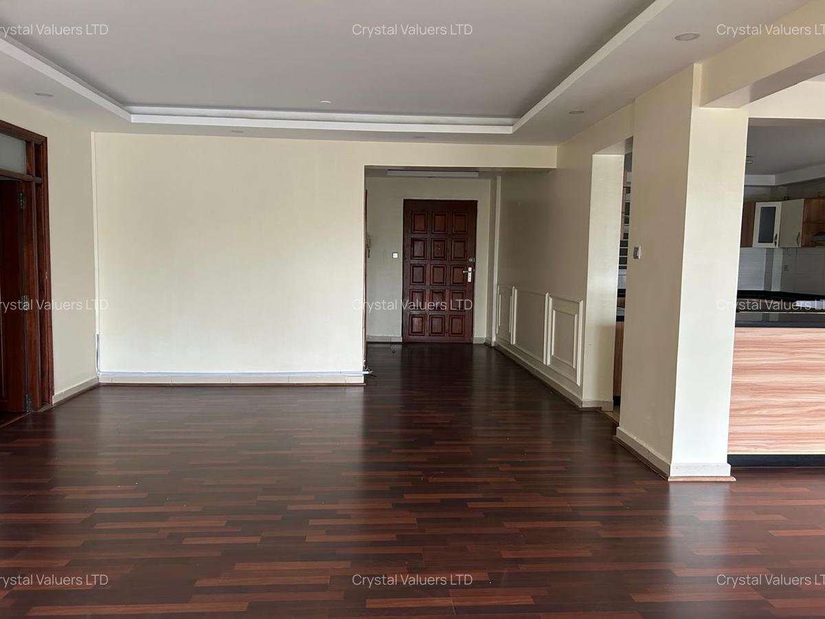 3 Bed Apartment with En Suite in Kileleshwa - 11