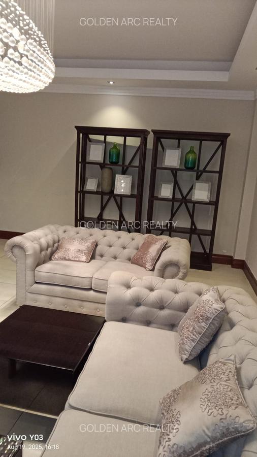 5 Bed Townhouse with En Suite in Karen - 9