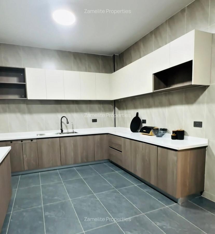 3 Bed House with En Suite in Westlands Area - 5