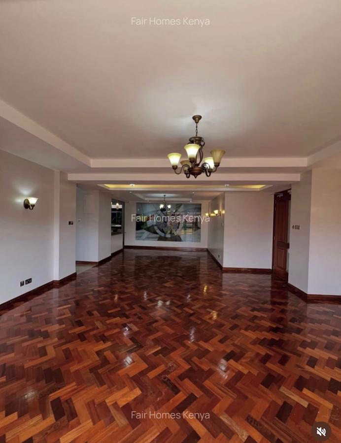4 Bed Apartment with En Suite at Riverside Drive - 2