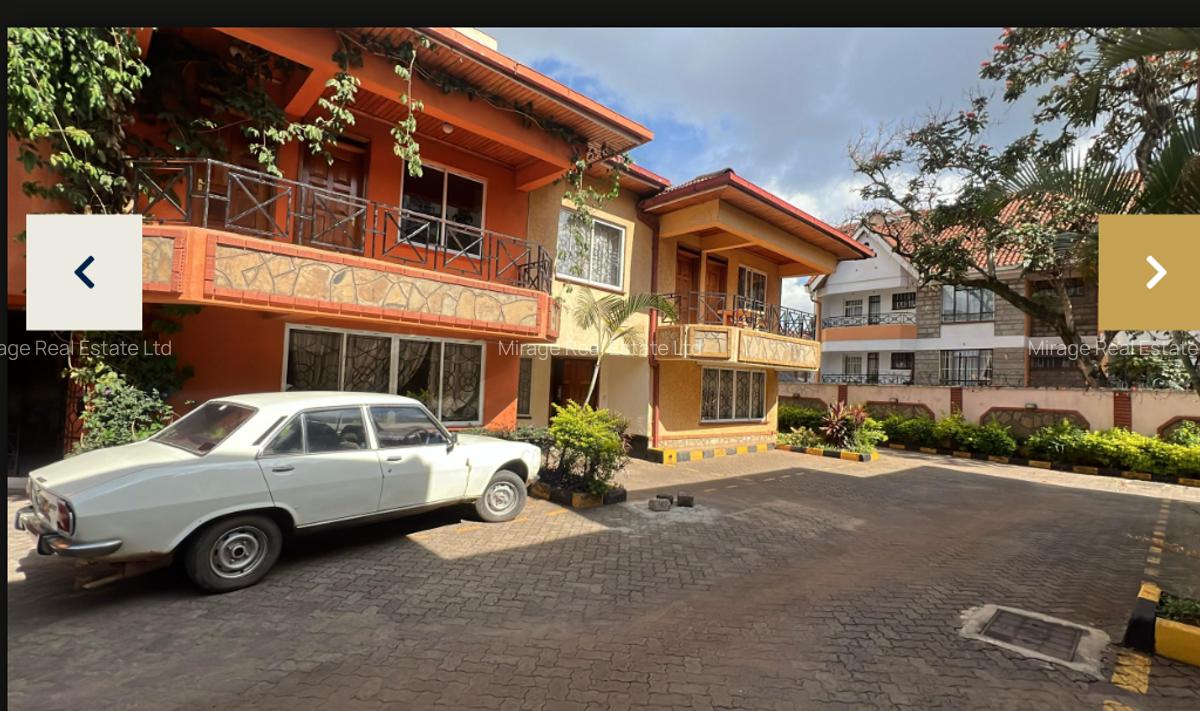 4 Bed House with En Suite in Lavington - 6