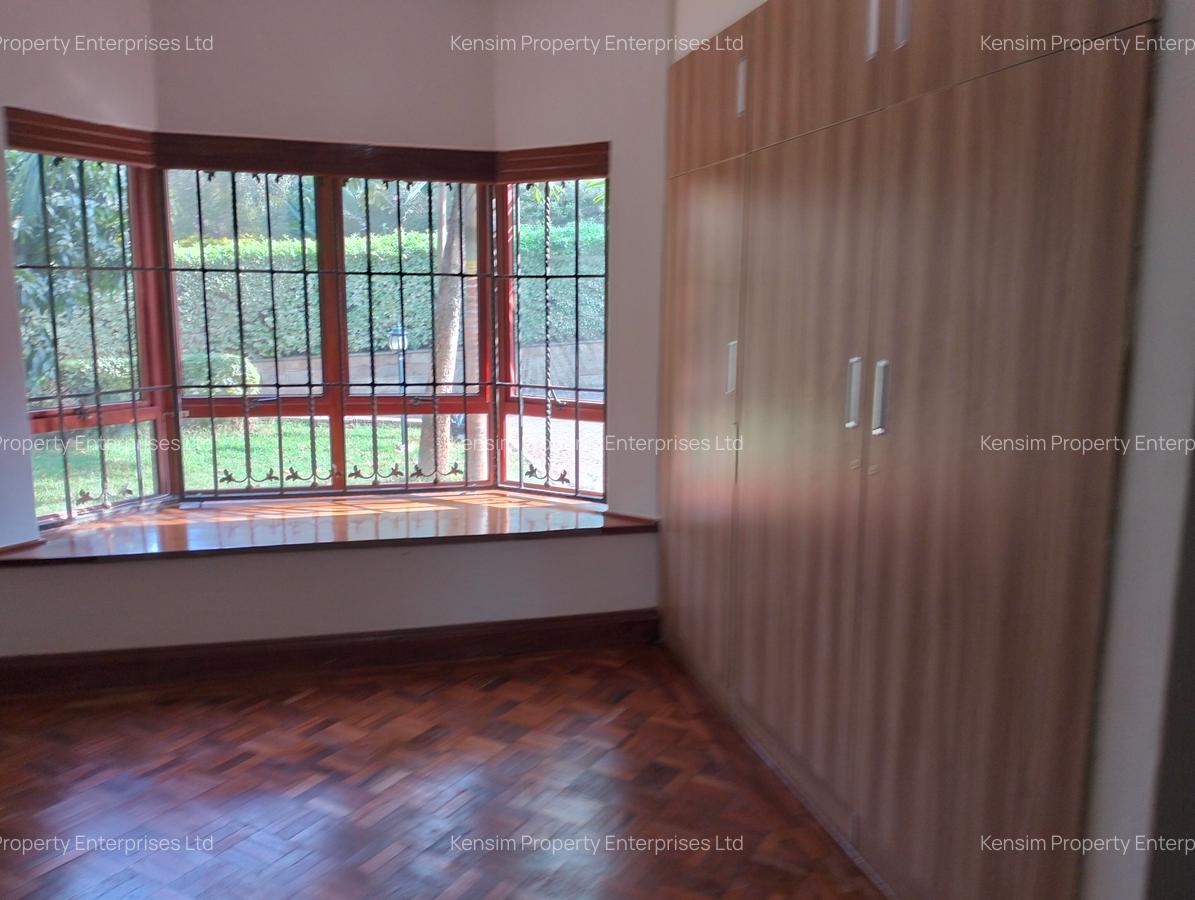 5 Bed Townhouse with En Suite in Runda - 10