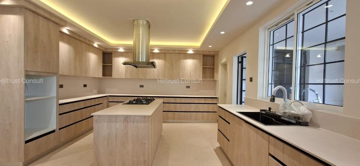 4 Bed Townhouse with En Suite at Off Peponi Rd - 1