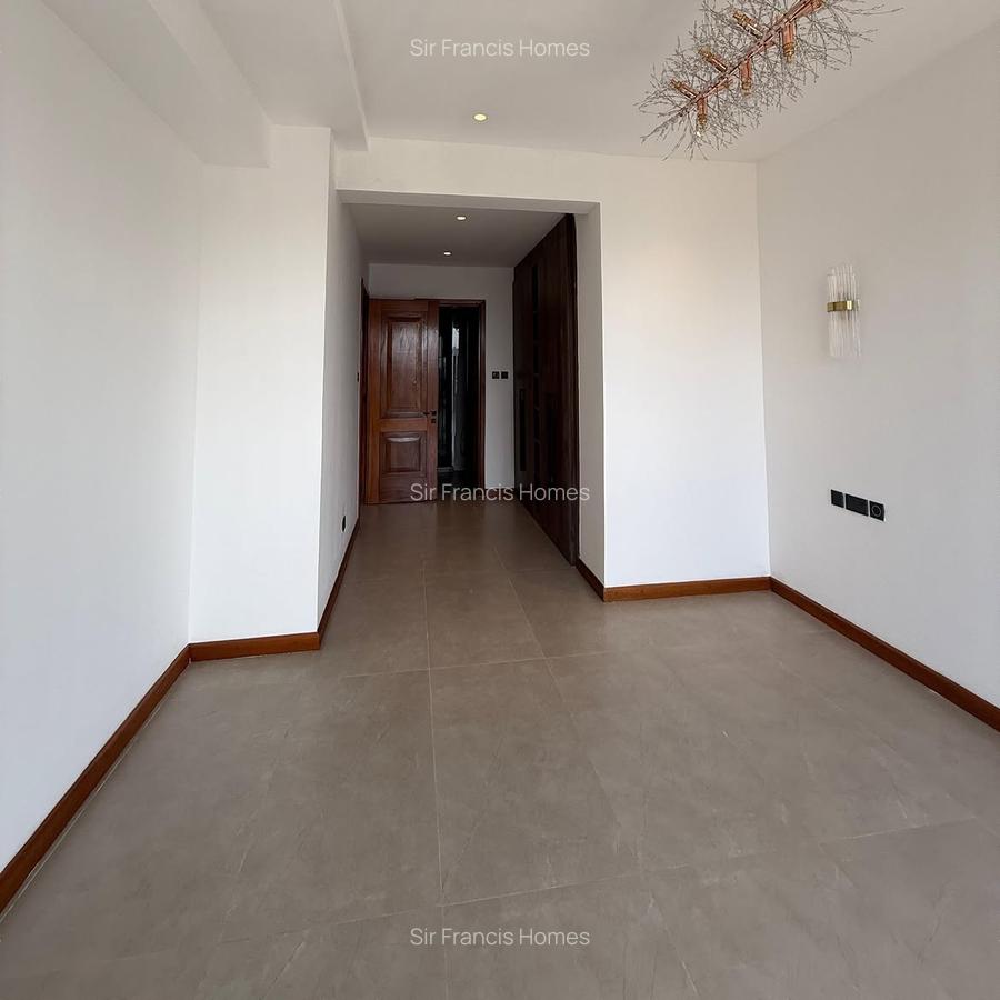 Serviced 3 Bed Apartment with En Suite in Riverside - 8