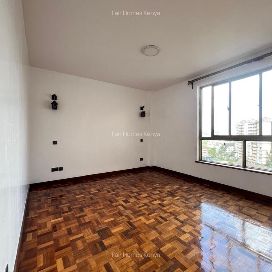 3 Bed Apartment with En Suite at Othaya Road - 9