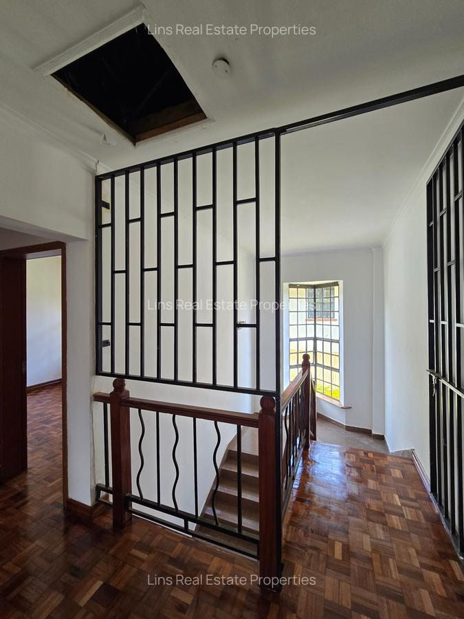 4 Bed Townhouse with En Suite in Loresho - 8