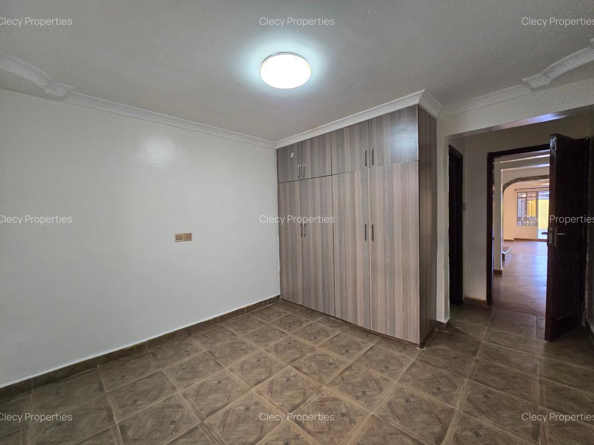 4 Bed House with En Suite at Kamakis - 10