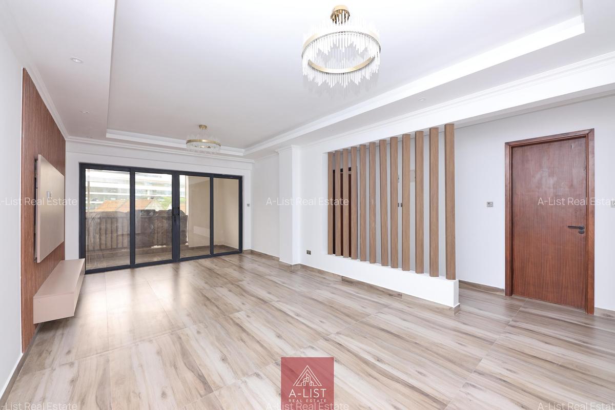 2 Bed Apartment with En Suite at Brookside Drive - 1
