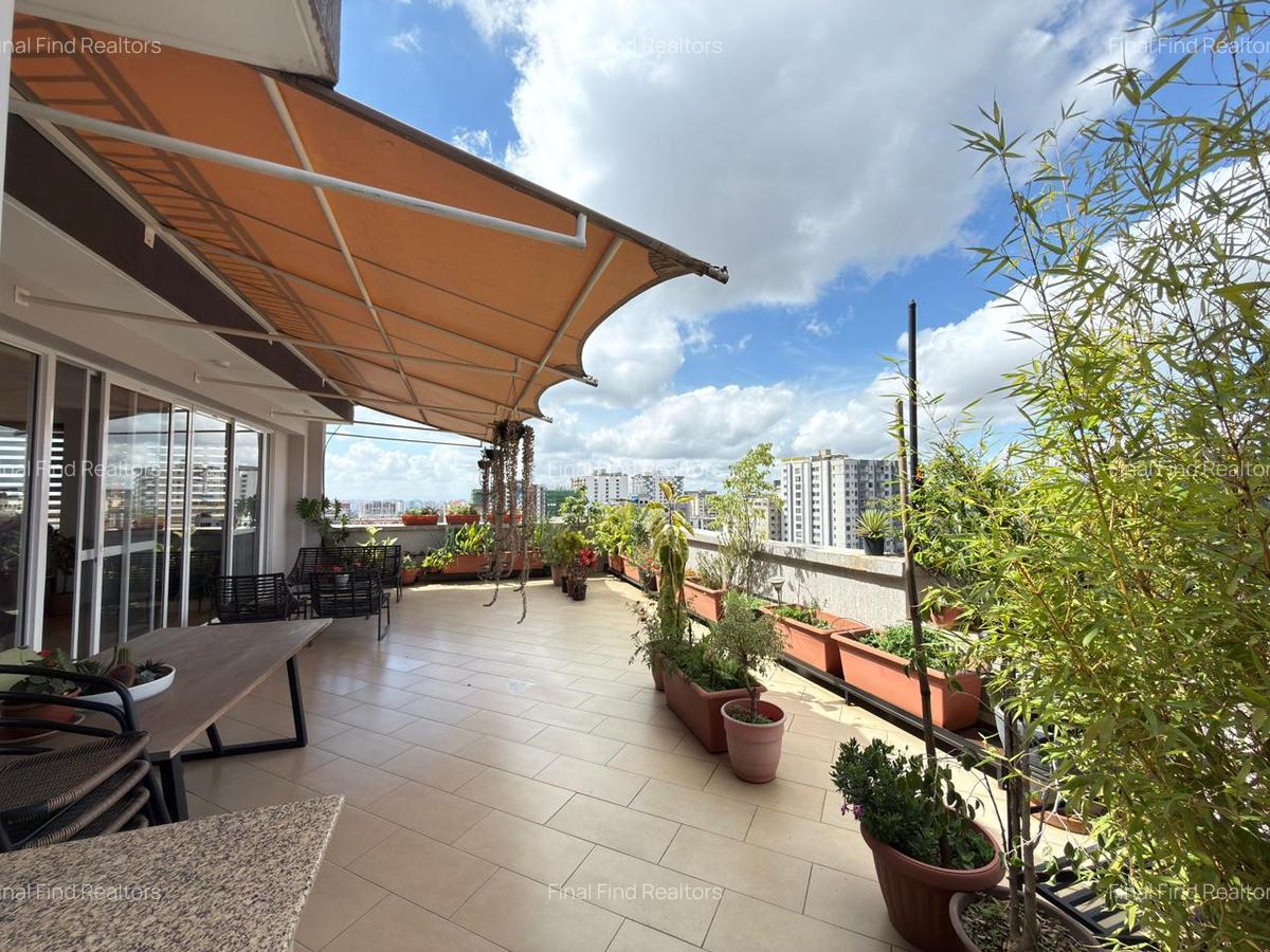 Serviced 3 Bed Apartment with En Suite in Parklands - 2