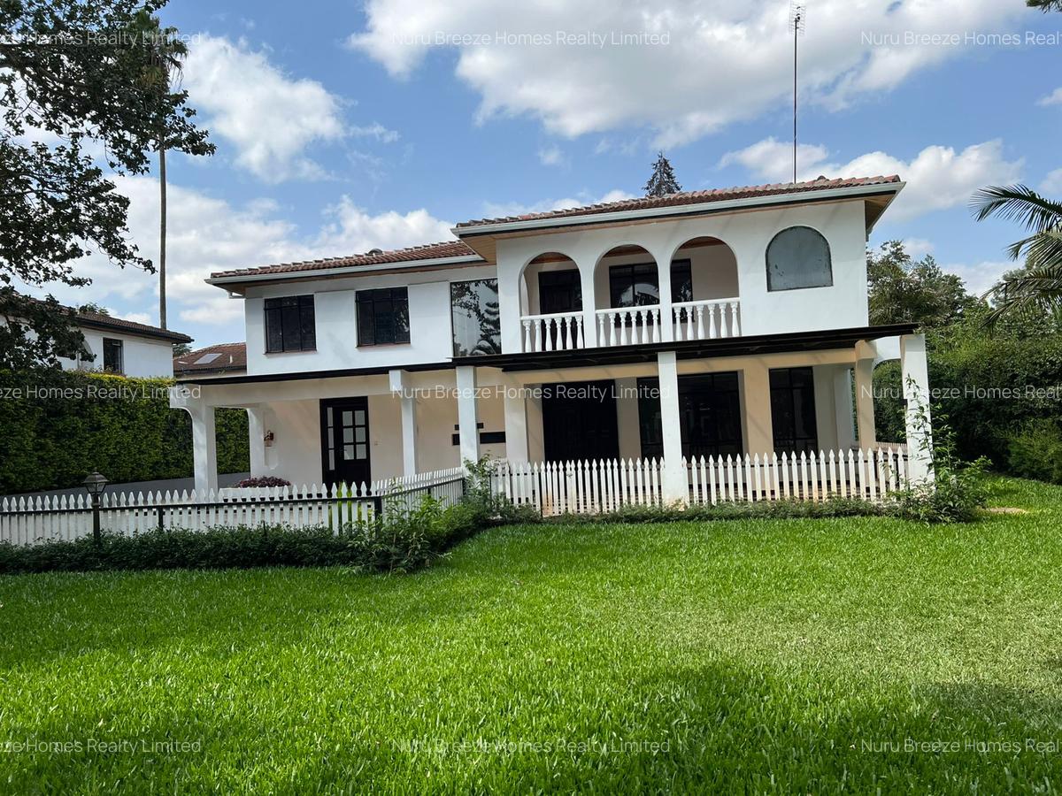 5 Bed House with En Suite in Garden Estate - 10