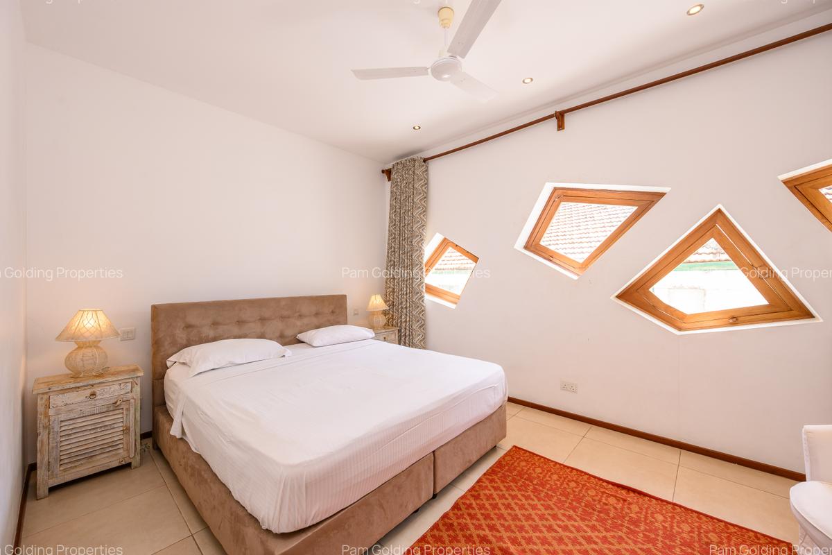 Furnished 3 Bed Apartment with En Suite at Tom Mboya - 11
