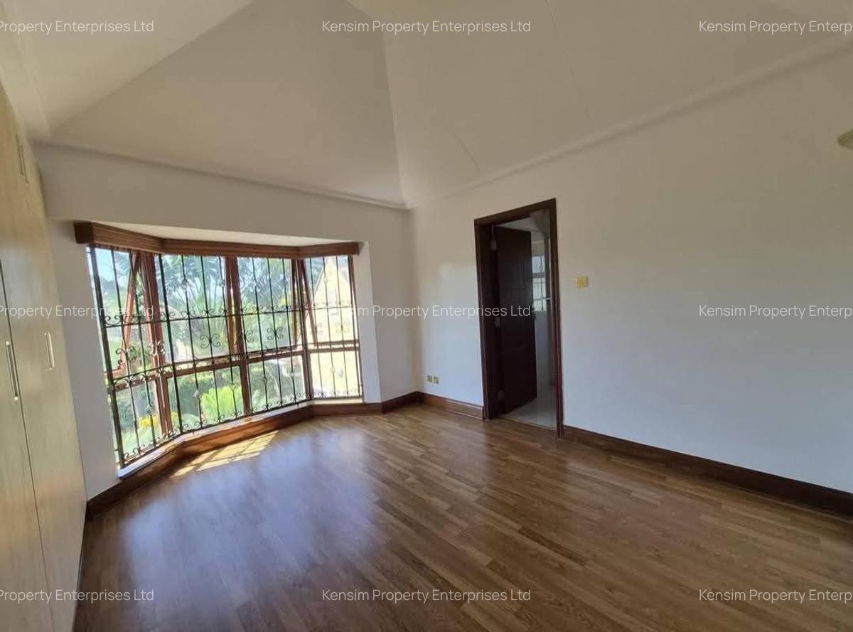 5 Bed Townhouse with En Suite in Runda - 17
