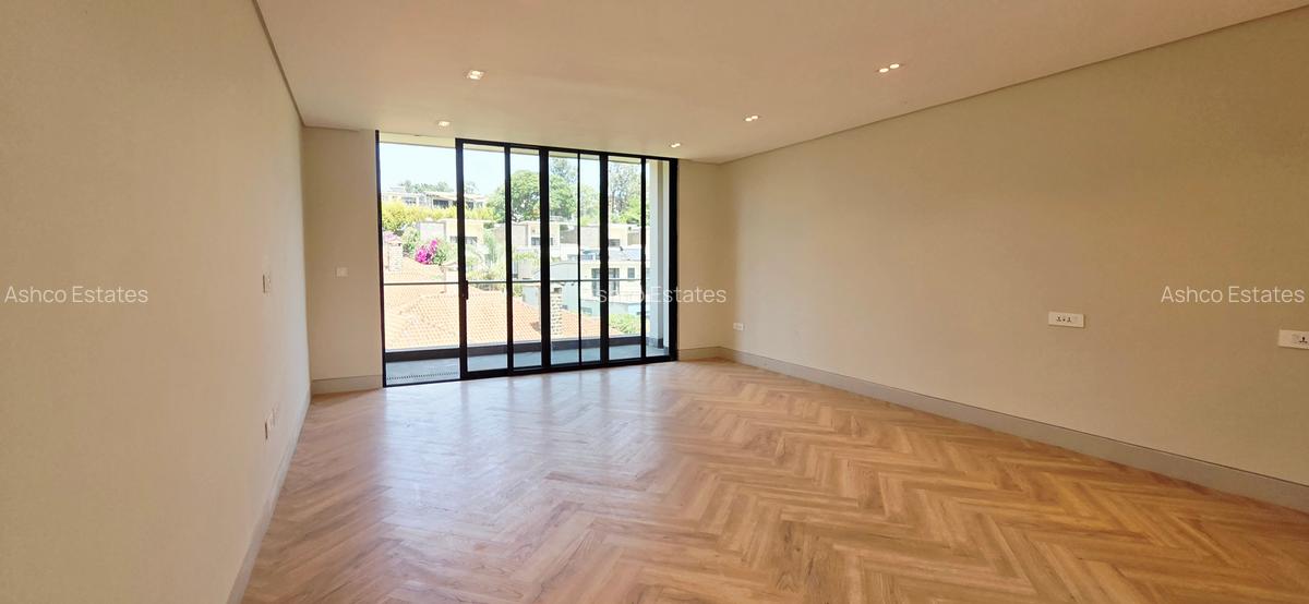 5 Bed Villa with En Suite at Granville Grove - 14